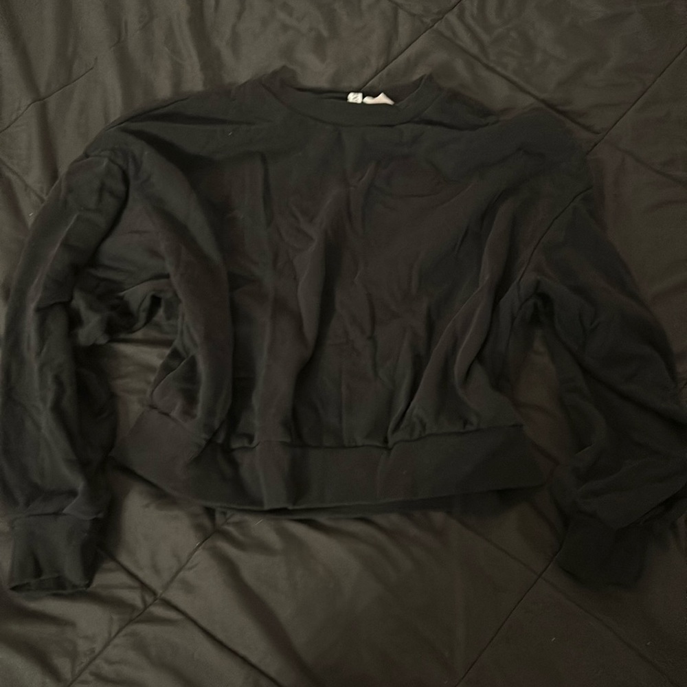 H &m crew neck cropped